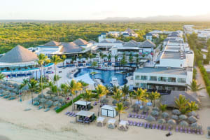 Royalton CHIC Punta Cana, An Autograph Collection All-Inclusive R&C