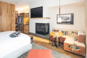 The Cloudveil, Autograph Collection Suite
