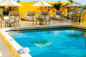 Courtyard by Marriott Fort Lauderdale Beach Pool