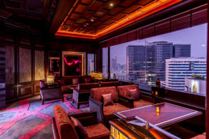 Crowne Plaza Bangkok Lumpini Park restaurant