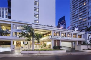 DoubleTree by Hilton Alana Waikiki Beach