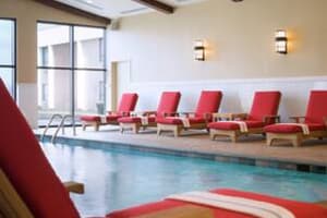 DoubleTree by Hilton Hotel Cincinnati Airport Indoor Pool