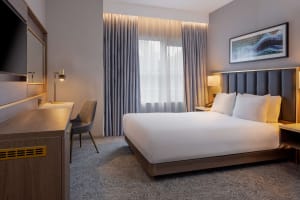 DoubleTree by Hilton London Angel Kings Cross Guest Room