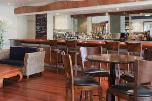 Hilton Garden Inn Darwin Bar