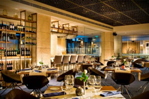 DoubleTree by Hilton Hotel Istanbul - Old Town Bar