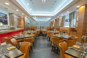 DoubleTree by Hilton London Kensington Dining