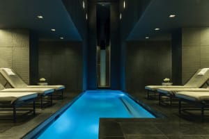 W Las Vegas Spa Pool