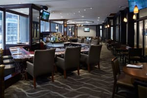 Delta Hotels Montreal Bar