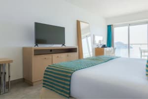 DoubleTree by Hilton Mazatlan Guest Room