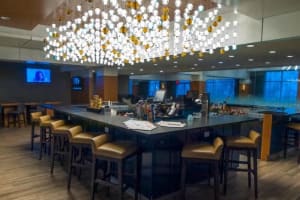 DoubleTree by Hilton Hotel Niagara Falls New York Bar