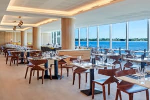 DoubleTree by Hilton Perth Waterfront Dining