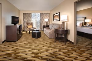 DoubleTree Suites by Hilton Austin Suite