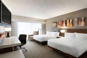Delta Hotels Saint John Deluxe Queen/Queen