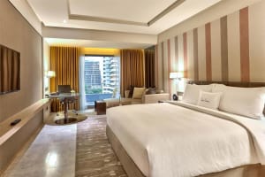 DoubleTree by Hilton Sukhumvit Bangkok Room