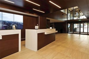 DoubleTree by Hilton Hotel & Suites Victoria Front Desk