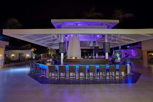 Tamarijn Aruba All Inclusive Bar