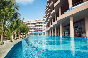 El Dorado Seaside Suites - Infinity, A Spa Resort Pool
