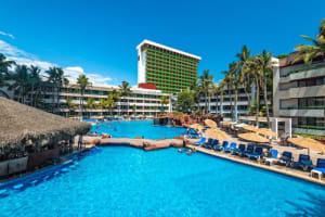 El Cid El Moro Beach Hotel Pool