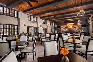 Embassy Suites Hotel Napa Valley Dining