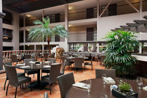 Embassy Suites Hotel Napa Valley Wine Barrel