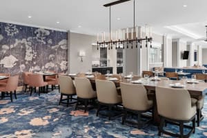 Embassy Suites by Hilton Charleston Harbor Mt. Pleasant Dining