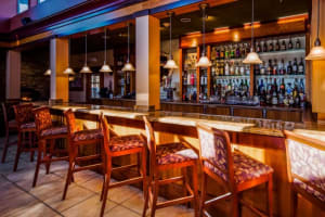 El Rancho Inn, BW Signature Collection Bar