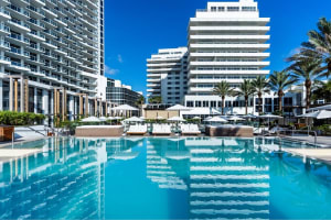 Eden Roc Miami Beach Pool