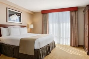 Embassy Suites by Hilton San Francisco Airport Guest Room