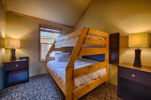 Explorer Cabins at Yellowstone Bunk