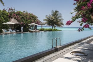 Four Seasons Resort Maldives at Landaa Giraavaru Pool