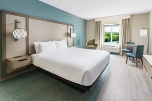 Fairfield Inn & Suites Marathon Florida Keys King Pool View