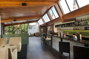 Scenic Hotel Franz Josef Glacier Bar