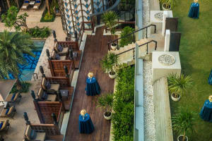 Four Seasons Hotel Jakarta Pool