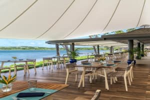 Shangri-La Yanuca Island, Fiji Beach Bar