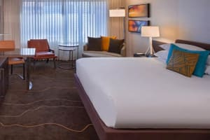 Grand Hyatt Denver Guest Room