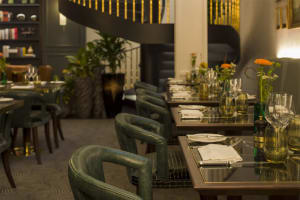 The Guardsman Buckingham Gate Dining
