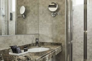 FH55 Grand Hotel Palatino Bathroom