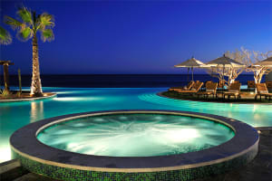 Grand Solmar Lands End Resort & Spa Jacuzzi