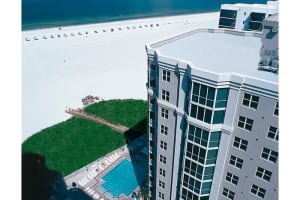 Gull Wing Beach Resort Resort