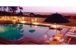 Gull Wing Beach Resort Pool