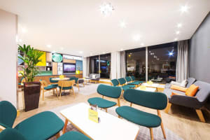 Holiday Inn London - Gatwick Airport