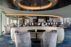 Hilton Garden Inn London Heathrow Terminals 2 and 3 Runway Bar