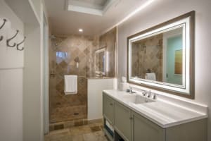 Hawks Cay Resort Bathroom