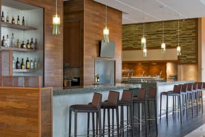 Hyatt Place Los Cabos Bar