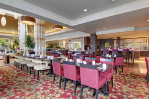 Hilton Garden Inn Calgary Airport Dining
