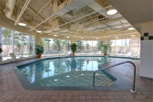 Hilton Garden Inn Calgary Airport Pool