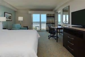 Hilton Garden Inn Daytona Beach Oceanfront Guest Room