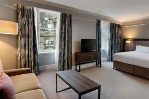 Hilton Edinburgh Carlton Executive Guest Room