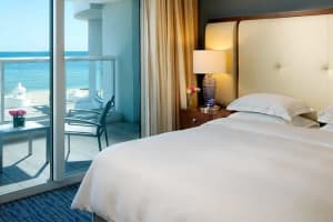Hilton Fort Lauderdale Beach Resort Guest room
