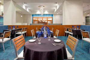 Hilton Pensacola Beach Dining